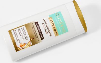 Тоник для лица Антивозрастное очищающее молочко Latte&Olio – фото 1