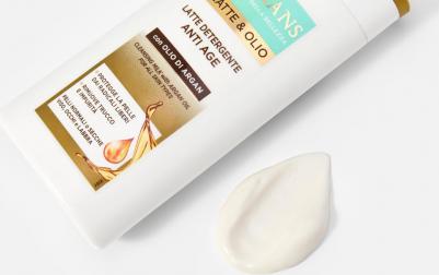 Тоник для лица Антивозрастное очищающее молочко Latte&Olio – фото 5