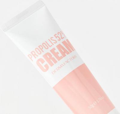Крем для лица увлажняющий с красным прополисом - Propolis 52% cream, 50мл – фото 1