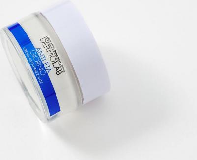 Дневной крем для лица SPF10 REVOLUMIZING ANTI-AGING CREAM 40+ 50 мл – фото 5