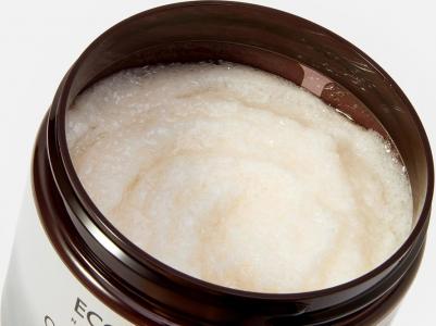 Обновляющий скраб для тела Renewing scrub for all skin types All IN ONE 420 г – фото 2