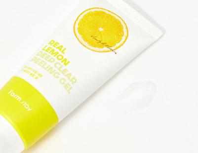 Отшелушивающий гель с экстрактом лимона Real Lemon Deep Clear Peeling Gel 100 мл – фото 5
