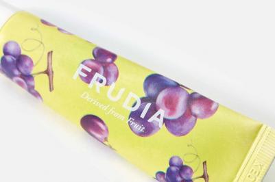 Grape Honey Chu Lip Essence – фото 7