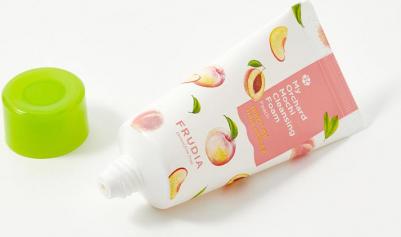 Пенка-моти очищающая c персиком мини My Orchard Peach Mochi Cleansing Foam mini – фото 4