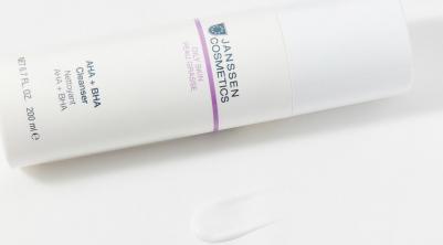 Эмульсия очищающая нежная / Mild Creamy Cleanser DRY SKIN 200 мл – фото 2