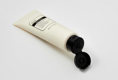 Нежное очищающее средство для черного лица 140 мл (4 73 жидк. Унции) – фото 10