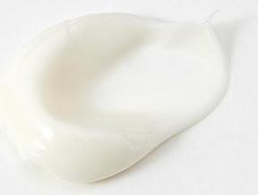 Маска укрепляющая с черным чаем для кожи вокруг глаз 6 мл – фото 10