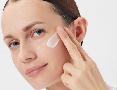 Дневной крем "Возраст Эксперт 45+" против морщин, лифтинг-уход, 50 мл – фото 6