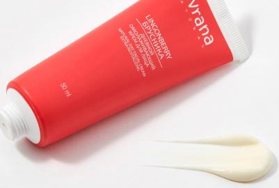 Крем для ухода за кожей "Брусника" для лица дневной антивозрастной – фото 3