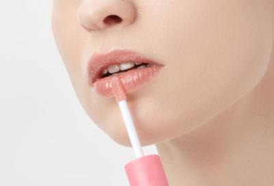 Масло для губ Be happy комфортная текстура без липкости, тон 01, прозрачно-розовый, 2,3 мл – фото 2