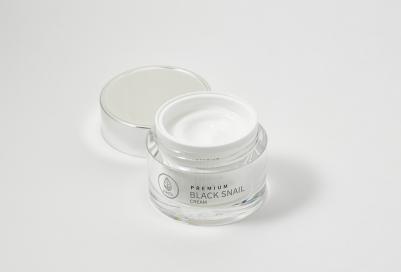 Премиальный антивозрастной крем для лица Premium Cream Black Snail с экстрактом муцина улитки 50 мл, Южная Корея – фото 1