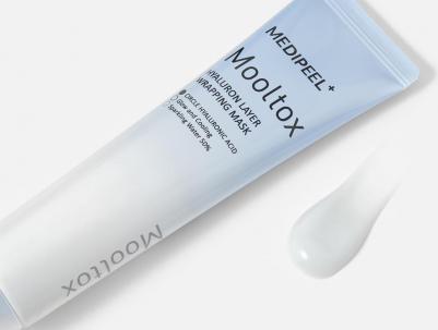 Увлажняющая маска-пленка для лица Mooltox Hyaluron Layer Wrapping Mask 70 г – фото 5