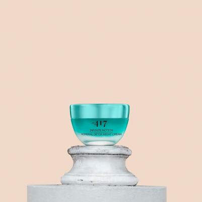 Интенсивный увлажняющий ночной крем с детокс-эффектом Infinite Motion Mineral Detox Night Cream 50 мл – фото 1