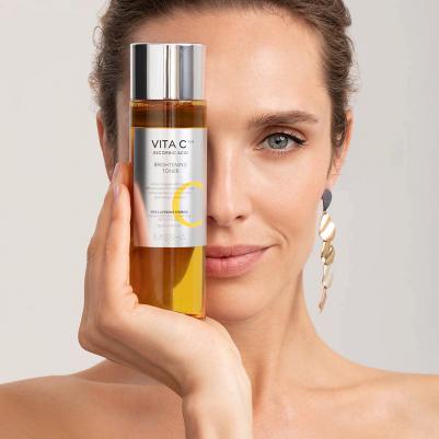 Антивозрастной тонер с витамином С для лица Vita C Plus Brightening Toner 200ml – фото 4