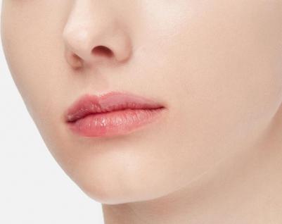 Бальзам для губ питательный с маслом конопли Sonrisa тон 122 виноград – фото 4