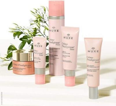 гель для кожи вокруг глаз мультикорректирующий creme prodigieuse boost туба 15мл – фото 1