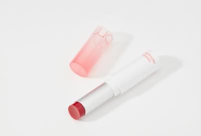 Бальзам для губ оттеночный | Glasting Melting Balm 04 Hippie Berry – фото 11