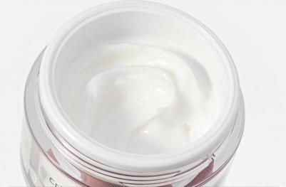 Whitening Treatment Cream Корректирующий крем с осветляющим эффектом 50 мл – фото 1