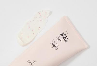 Парфюмированный cкраб для тела Lure by Mira 200 мл – фото 4