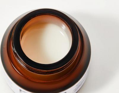 Антивозрастной лифтинг крем для глаз с ретиналем 0,01% и пептидом 0,5% 30.0 – фото 6