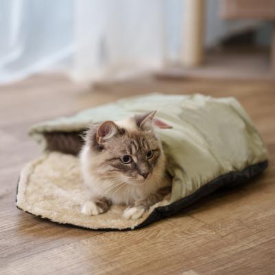 Лежак-конверт для кошек и собак мелких пород, 66х38х18 см, зеленый – фото 7