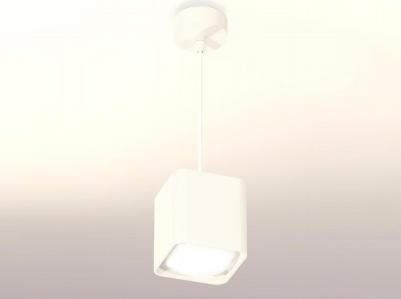 XP7840002 – фото 1