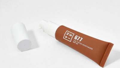 Тональный увлажняющий крем Crema Colorata Idratante Spf 30 Colore 677 30 мл – фото 3