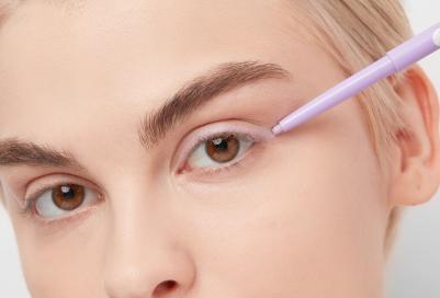 Карандаш для глаз каял стойкий B.Colour Longwear Kajal Eyeliner т.03 Lavender 0,25 г – фото 1
