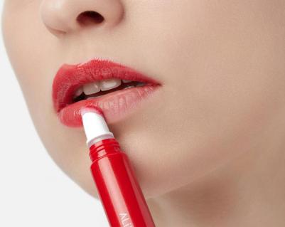 Блеск для губ Lip gloss silky care 12 мл 8682538224367 – фото 1