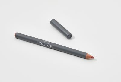 Карандаш для губ Lipliner pencil 8682538215624 – фото 2