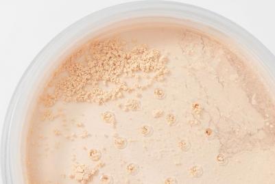 Пудра для лица, оттенок 03, матирующая, рассыпчатая, фиксирующая – фото 7