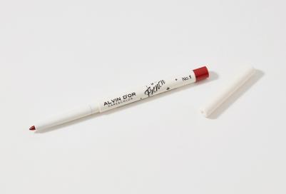 Водостойкий гелевый карандаш для губ Waterproof Gel Lip Pencil A LA FRENCH 4680373090202 – фото 5