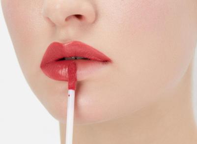 Жидкая губная помада Perfection lacquer lip gloss 7 г 4680373094798 – фото 2