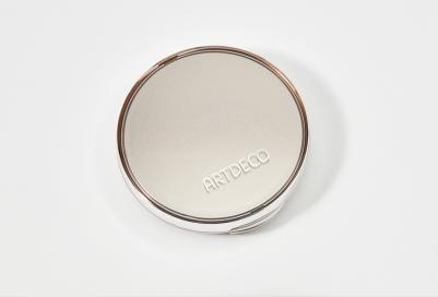 Крем-пудра для лица Hydra Mineral Compact Foundation, 60 Light beige, 69 г – фото 2