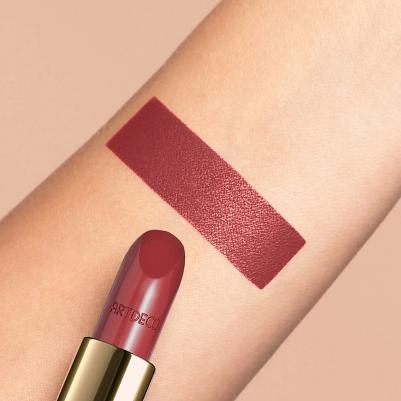 Помада Perfect Color Lipstick (830) – фото 18