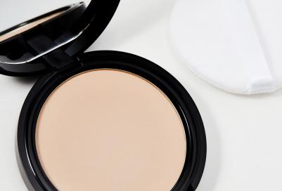 Пудра для лица матовая SPF 15 LUXURY 4810151034450 – фото 2