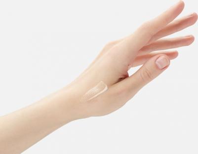 Праймер для лица База под макияж сияющая LIGHT TOUCH 2 в 1 сosmic white – фото 1