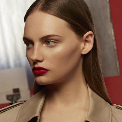 Увлажняющая стойкая помада для губ Kisses 3616300894101 – фото 1