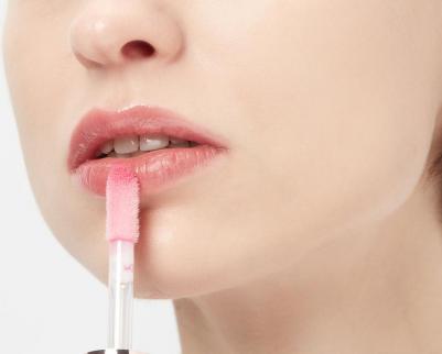 Блеск для губ с эффектом увеличения объема Plump It Up – фото 10