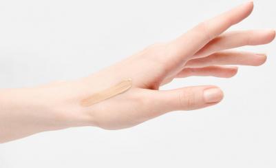 Instant Bright Serum консилер No. 010c Nude Moisturizing – фото 2