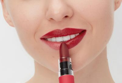 Губная помада матовая "Matte" 17 Гранат – фото 1