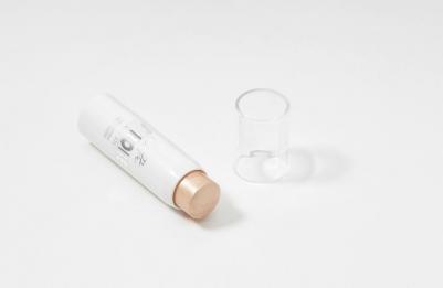 Хайлайтер для лица в стике Ultra Srobe кремовый тон 210 Золотое сияние – фото 5