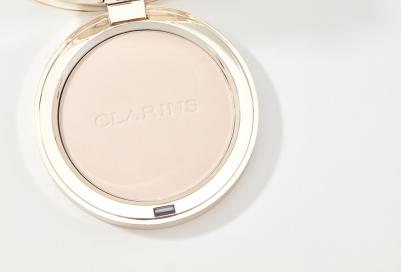 Матирующая компактная пудра Ever Matte Compact Powder 10 г 3666057180552 – фото 6