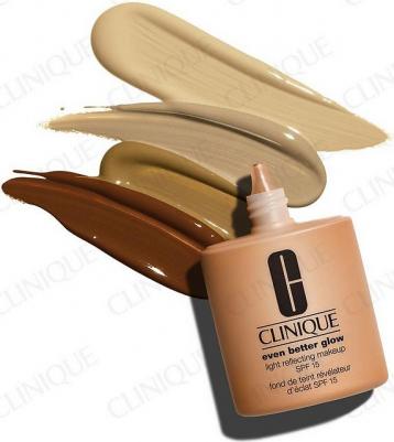 Even Better Glow Light Reflecting Makeup Тональный крем, придающий сияние SPF15 WN 04 Bone – фото 1