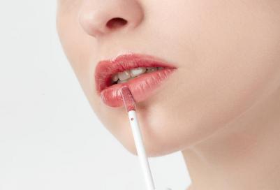Блеск для губ Formula Pura Gloss Bio тон 04 cherry вишневый – фото 4