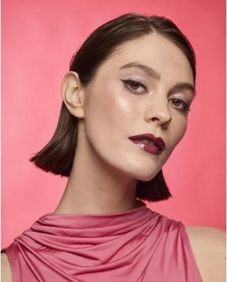 Жидкая помада Milano Super Vinyl № 1 Rose Intense Color No Transfer Mirror Shine до 16 часов – фото 7