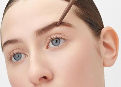 Карандаш для бровей автоматический Brow Addiction, Тон 02 теплый коричневый – фото 6