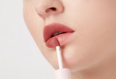 Помада для губ жидкая матовая Matte Cloud Liquid Lipstick тон 04 – фото 8