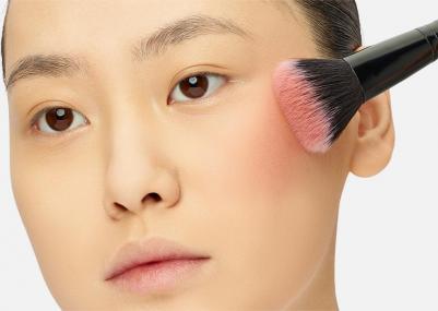 Blush Crush! Rouge No. 20 Nude High Pigment Instant Result Shimmer Matte Vegan Без масел Без отдушек Без спирта 5 г – фото 7