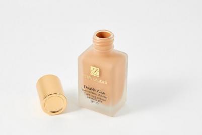 Double Wear Stay-in-Place Устойчивая крем-пудра SPF10 3C3 Sandbar – фото 6